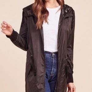 Flynn Anorak Raincoat | BB Dakota